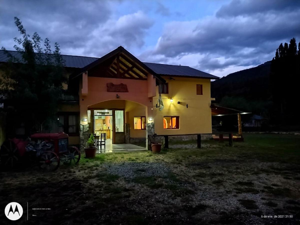 Corinto Hostel El Bolsón Buitenkant foto